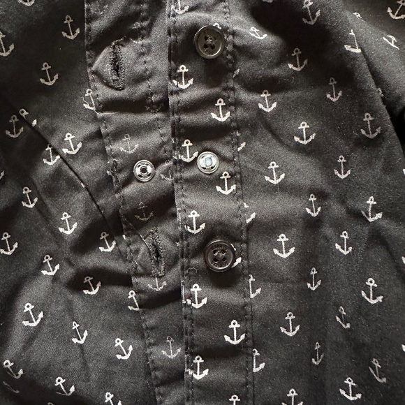 🌸Ricki's Black and White anchor  design blouse - Picture 5 of 8